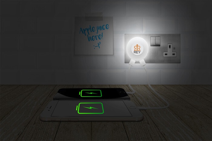 Işıklı Logo Alanlı Gece Lambalı Çift USB Şarj Cihazı