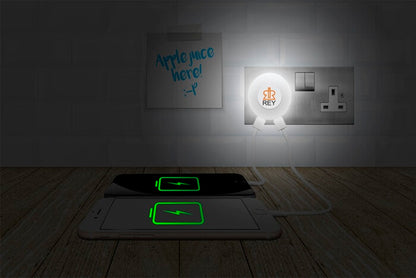 Işıklı Logo Alanlı Gece Lambalı Çift USB Şarj Cihazı