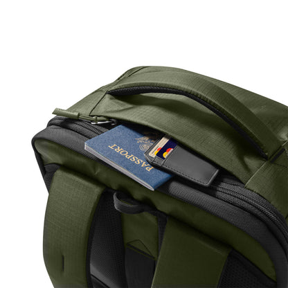 Tomtoc Navigator 17 İnç 40L Notebook Sırt Çantası