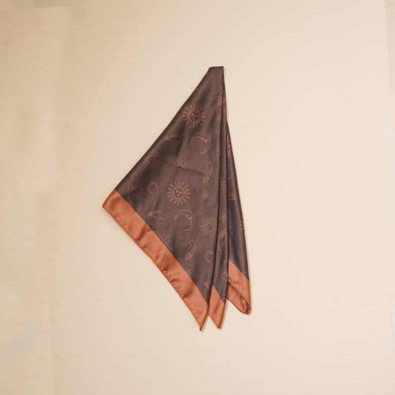 Kadın Fular | 44 × 44 cm Özel Tasarım USD Basksıız