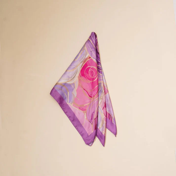 🧣 Kadın Fular – 44 × 44 cm Özel Tasarım (8 Mart Özel) 😊