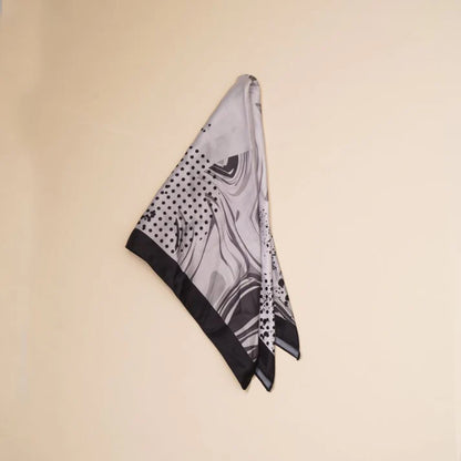 🧣 Kadın Fular – 44 × 44 cm Özel Tasarım (8 Mart Özel) 😊
