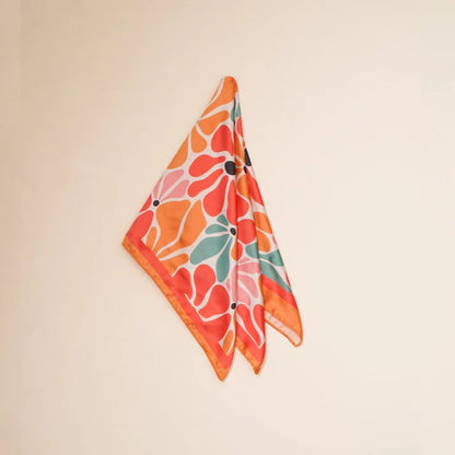 🧣 Kadın Fular – 44 × 44 cm Özel Tasarım (8 Mart Özel) 😊