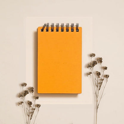 7,5 × 11 cm Ahşap Kapaklı Not Defteri