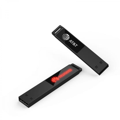 Beyaz LED Işıklı USB Bellek – Modern Tasarım ve Işıklı Logo Deneyimi