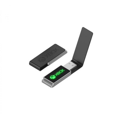 Deri Kapaklı Beyaz Işıklı USB Bellek – Prestijli Tasarım ve Işıklı Logo